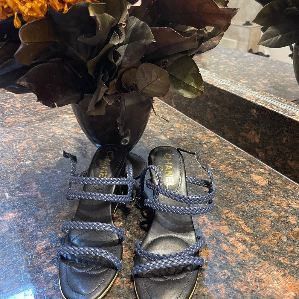 Chanel wedge very comfortable